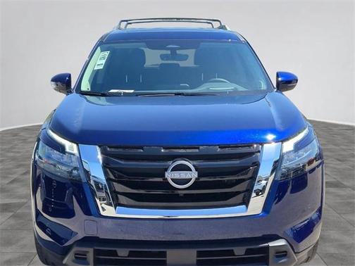 2025 Nissan Pathfinder Platinum 4WD