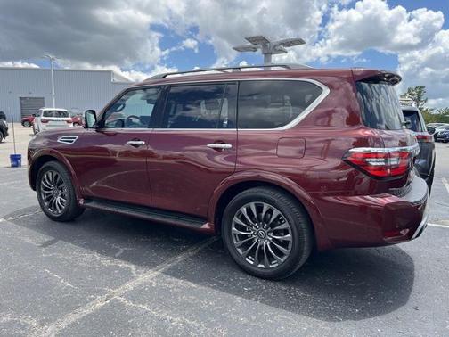 2024 Nissan Armada Platinum 2WD