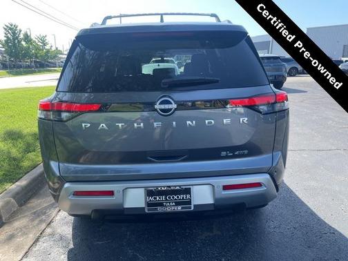 2025 Nissan Pathfinder SL 4WD