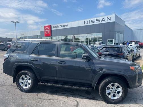 2024 Toyota 4Runner SR5 Premium