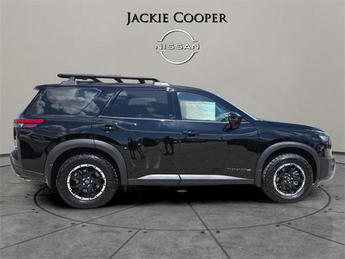 2025 Nissan Pathfinder Rock Creek 4WD