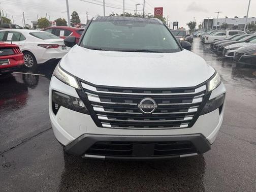 2025 Nissan Rogue SL