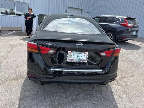2023 Nissan Altima SR FWD