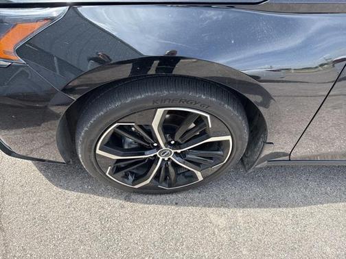 2023 Nissan Altima SR FWD