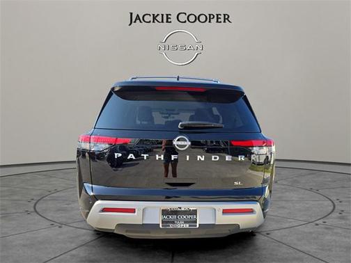 2025 Nissan Pathfinder SL FWD