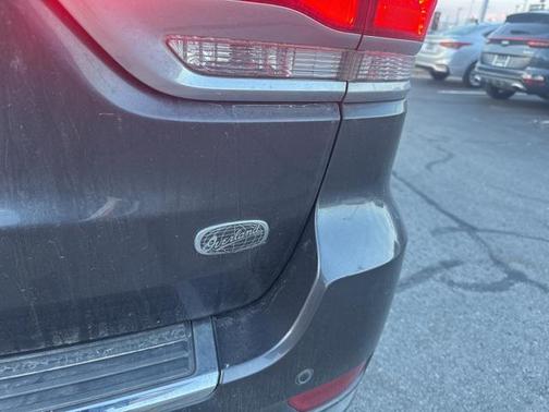2017 Jeep Grand Cherokee Overland
