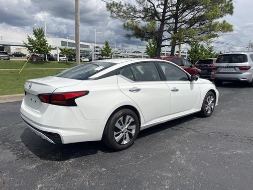 2024 Nissan Altima S FWD