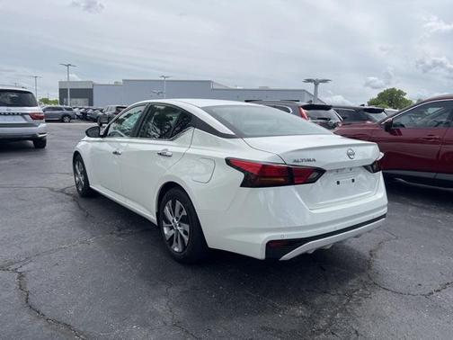 2024 Nissan Altima S FWD