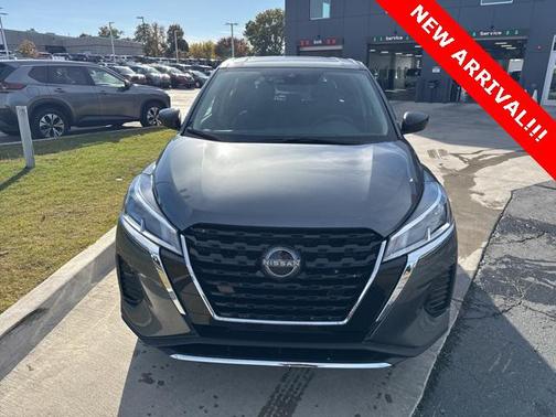 2025 Nissan Kicks Play S