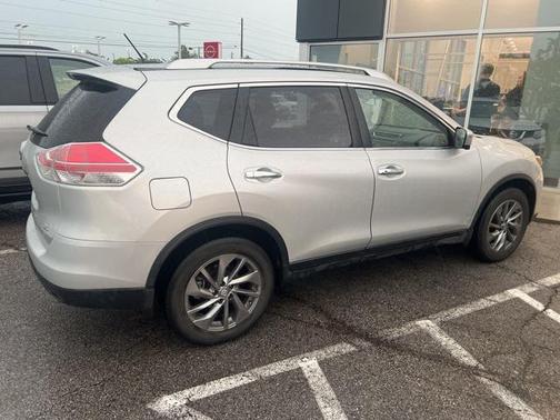 2016 Nissan Rogue SL