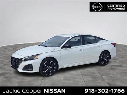 2025 Nissan Altima SR FWD