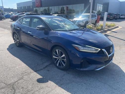 2023 Nissan Maxima SV Xtronic CVT