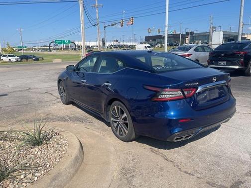 2023 Nissan Maxima SV Xtronic CVT