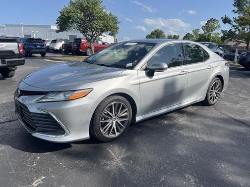 2023 Toyota Camry XLE