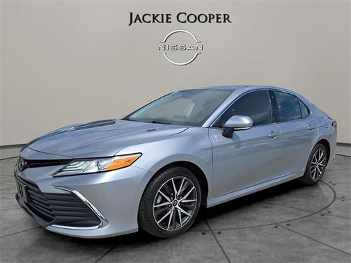 2023 Toyota Camry XLE