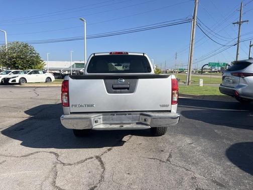 2016 Nissan Frontier S
