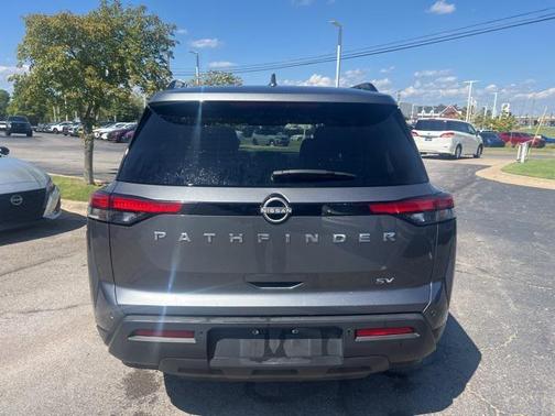 2024 Nissan Pathfinder SV FWD