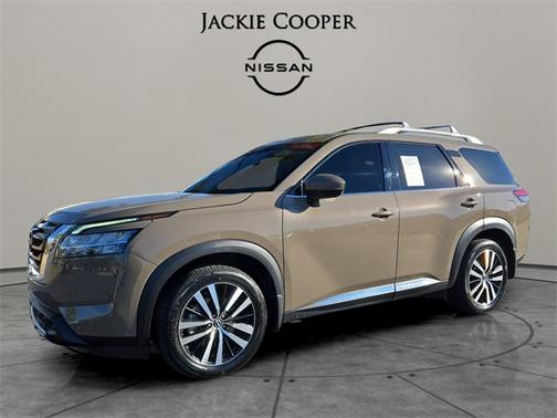 2024 Nissan Pathfinder Platinum