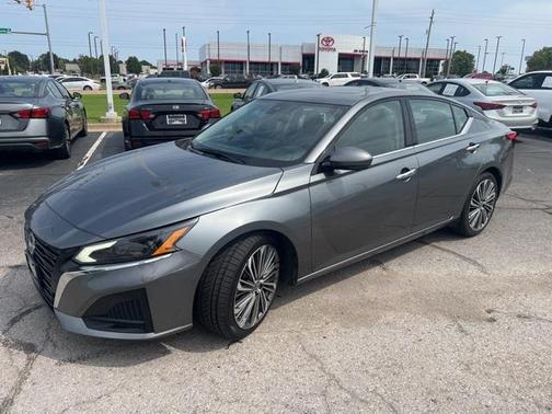 2023 Nissan Altima 2.5 SL