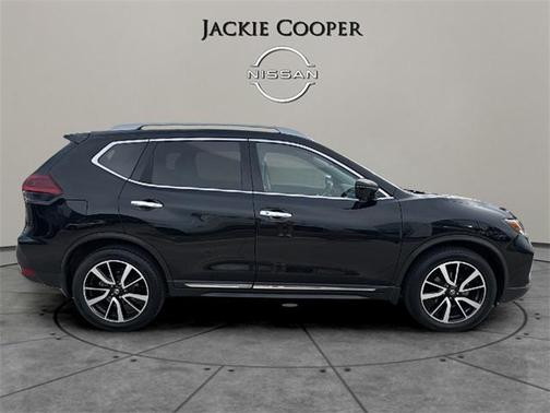 2020 Nissan Rogue SL