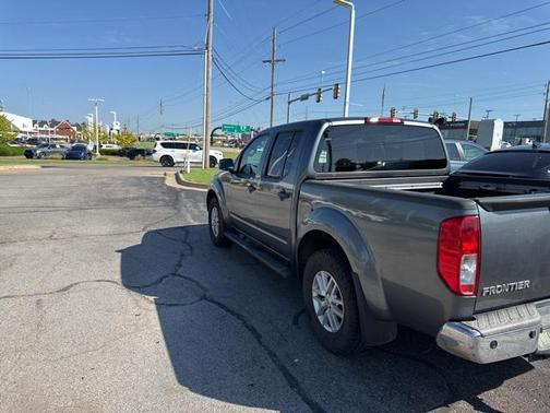2016 Nissan Frontier SV