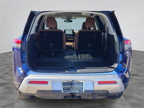 2025 Nissan Pathfinder Platinum 4WD