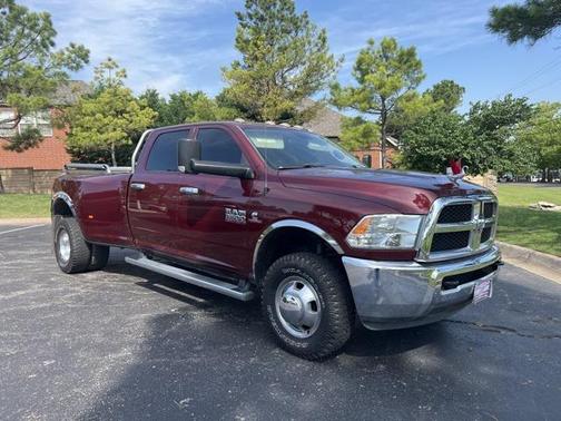 2017 RAM 3500 Tradesman Crew Cab 4x4 8' Box