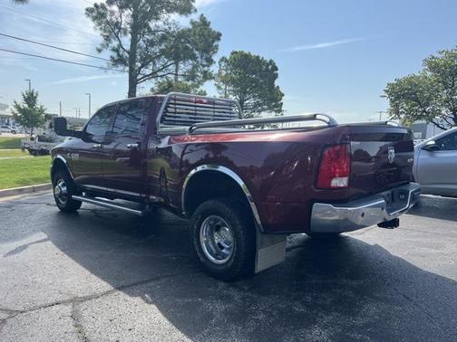 2017 RAM 3500 Tradesman Crew Cab 4x4 8' Box