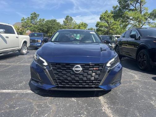 2024 Nissan Altima SR FWD