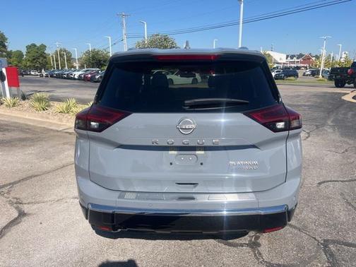 2024 Nissan Rogue Platinum