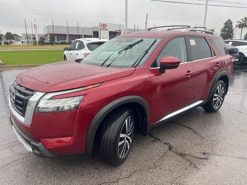2024 Nissan Pathfinder Platinum 4WD