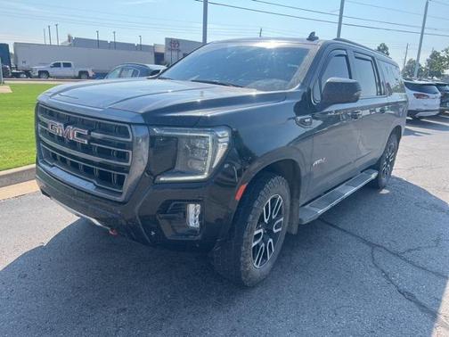 2023 GMC Yukon XL 4WD AT4