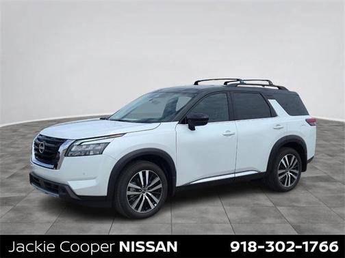 2025 Nissan Pathfinder Platinum FWD
