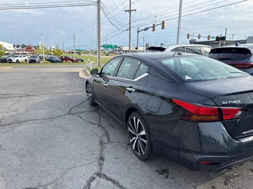 2021 Nissan Altima Platinum Intelligent AWD