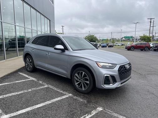 2022 Audi Q5 45 S line Premium Plus
