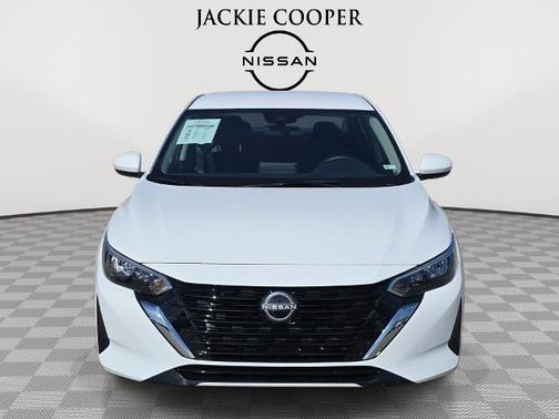 Cloud White 2025 Nissan Sentra SV