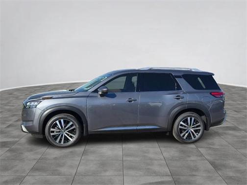 2025 Nissan Pathfinder Platinum FWD