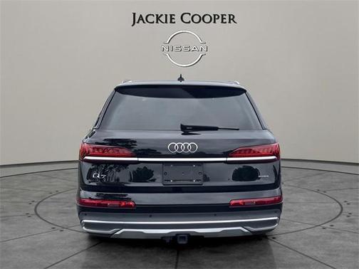 2022 Audi Q7 55 Prestige