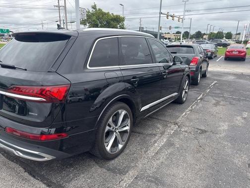 2022 Audi Q7 55 Prestige