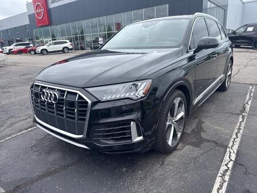 2022 Audi Q7 55 Prestige