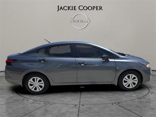 2021 Nissan Versa 1.6 S