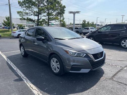 2021 Nissan Versa 1.6 S