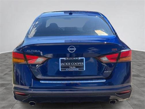 2023 Nissan Altima SR Intelligent AWD