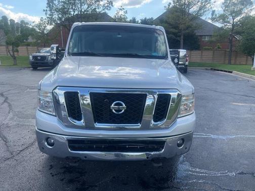 2015 Nissan NV Passenger NV3500 HD SL V8