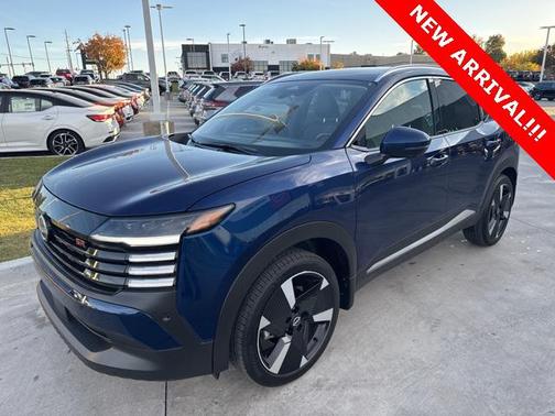 2025 Nissan Kicks SR