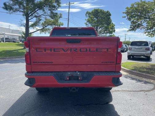 2022 Chevrolet Silverado 1500 Custom