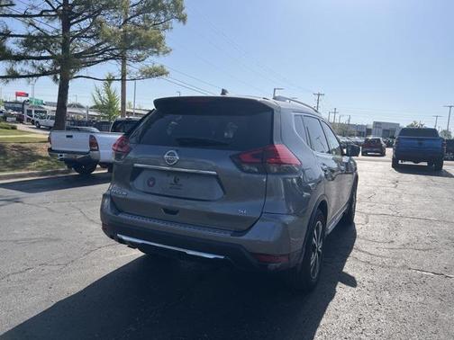 2017 Nissan Rogue SL