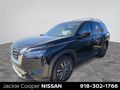 2025 Nissan Pathfinder SL FWD