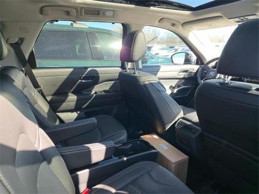 2025 Nissan Pathfinder SL FWD