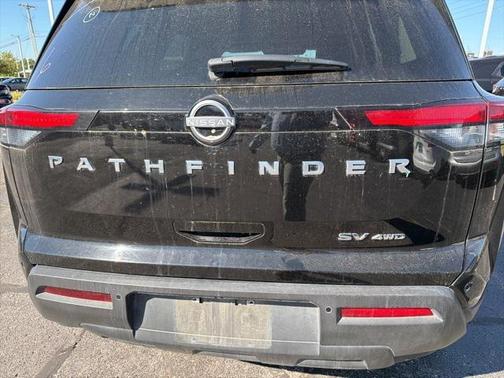 2024 Nissan Pathfinder SV 4WD